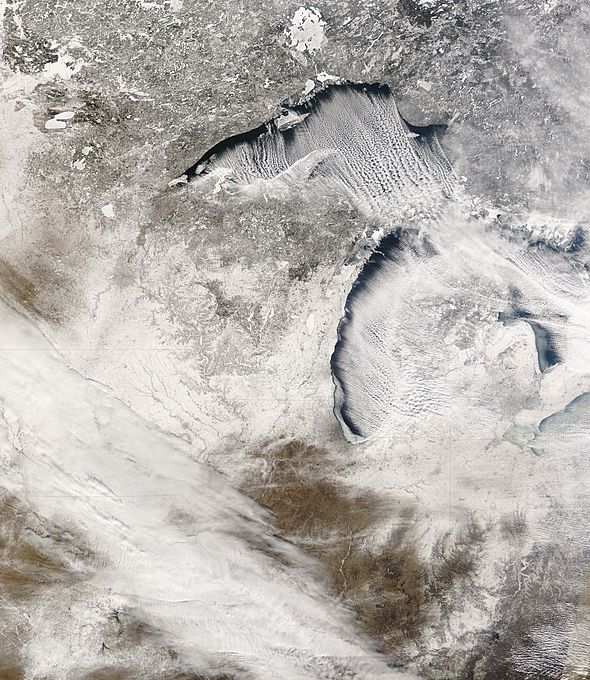 lake superier ice cover