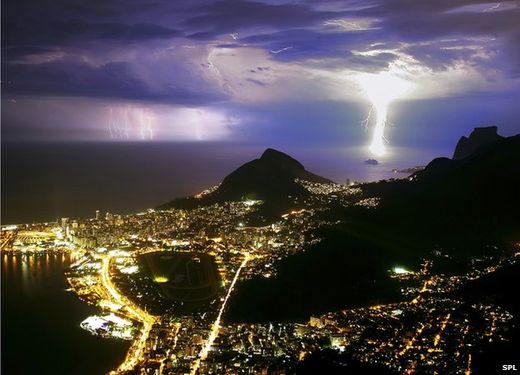 Click to enlarge lightning strikes