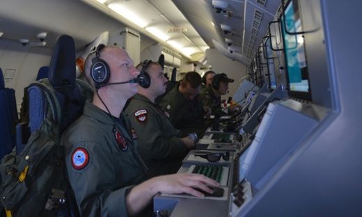 Crew members, U.S. Navy P-8A Poseidon, Malaysia Airlines flight MH370