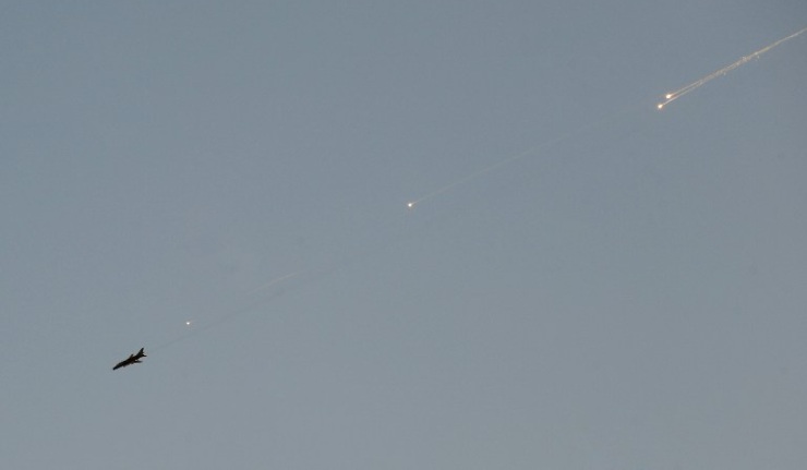 Click to enlarge Syrian plane shot down