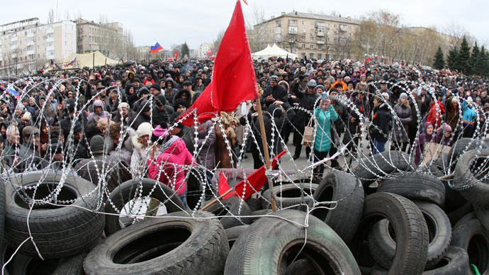  Pro-Russian supporters rally