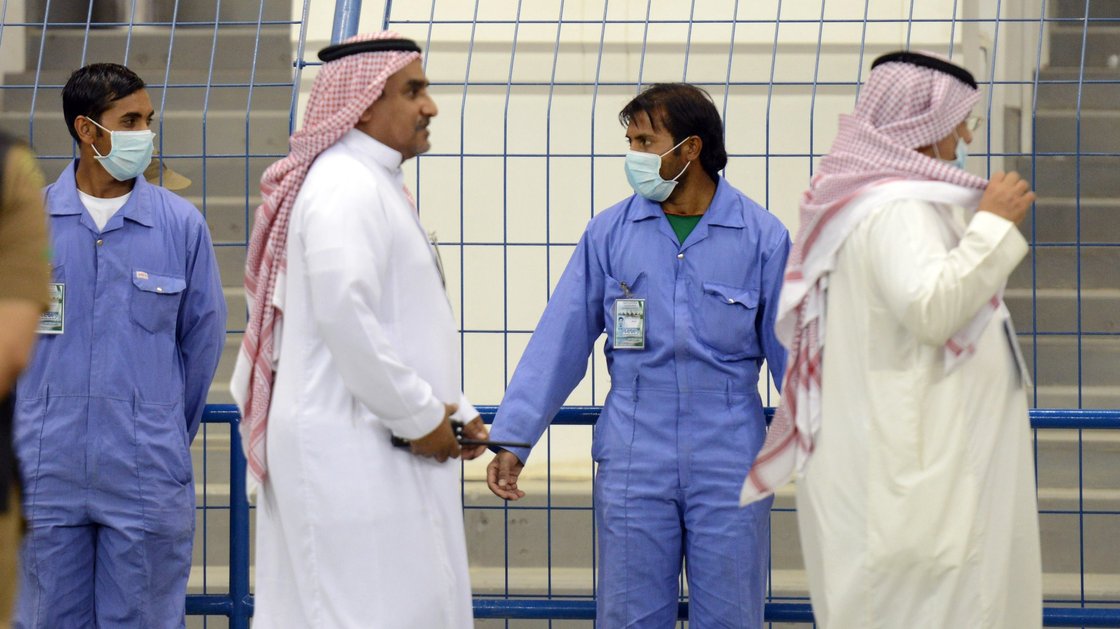 arabian health care workers