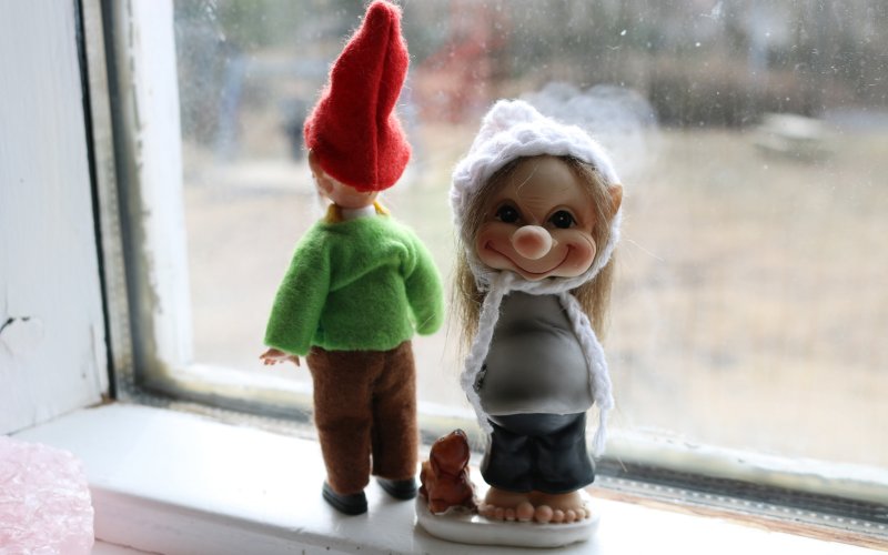 Click to enlarge Elf