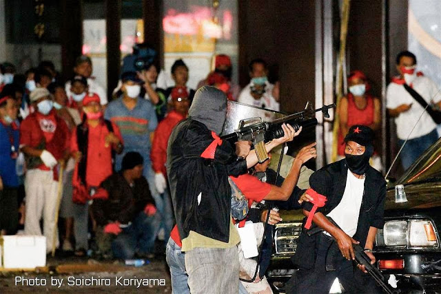 Thaksin deploys mercenaries