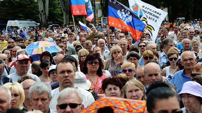 Click to enlarge donetsk activists
