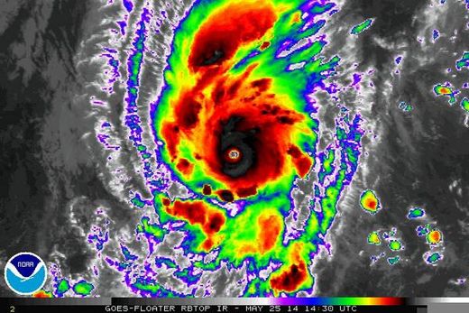 Click to enlarge hurricane amanda 1