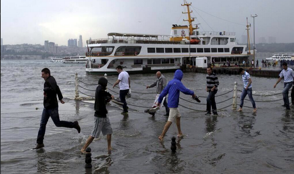 Click to enlarge Istanbul Flooding_5