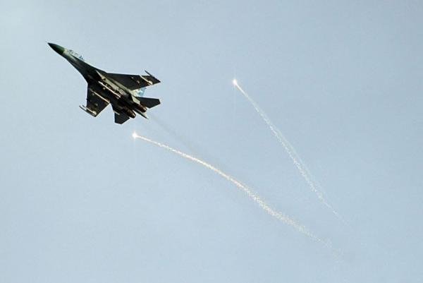 Click to enlarge Ukraine fighter jet