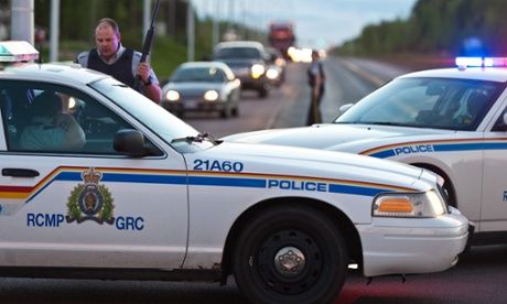 Click to enlarge police roadblock moncton