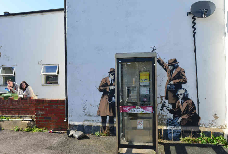 phone booth, wall mural phone spies