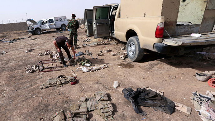 Iraqi army checkpoint in Mosul