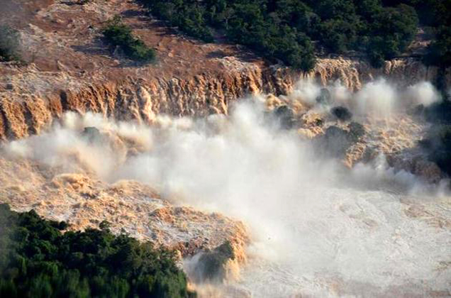 Iguazu Falls flood 1