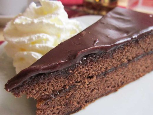 Click to enlarge cake