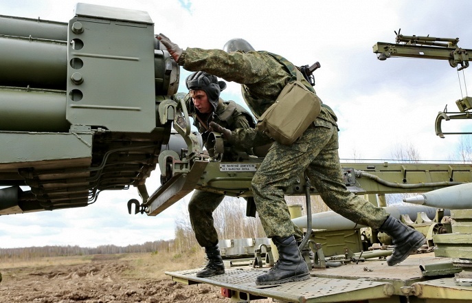 Click to enlarge russian troops