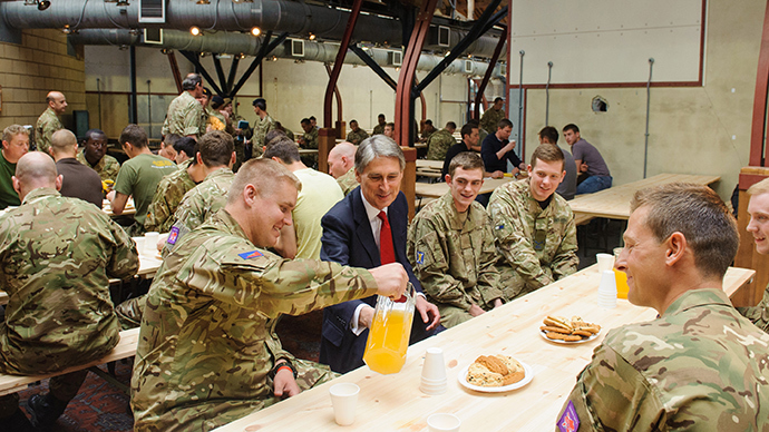 Click to enlarge obesity _ Uk _ troops