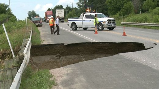 Click to enlarge Quebec Sinkhole