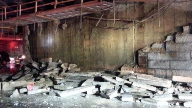 Click to enlarge Brooklyn bridge collapse 2