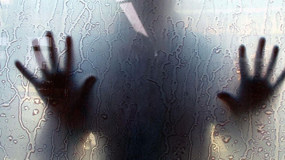 Click to enlarge mirror therapy