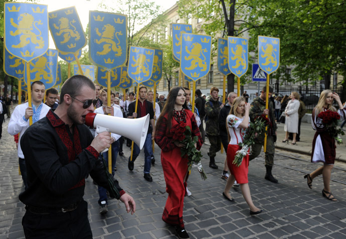 Click to enlarge Ukrainian ultra-nationalists