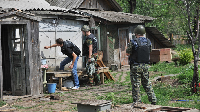 Click to enlarge Ukraine bombs Russian town