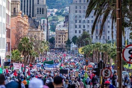 Click to enlarge Cape Town protest