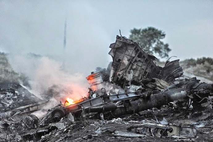 Click to enlarge MH17 wreckage