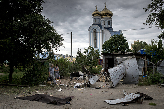 People in Lugansk