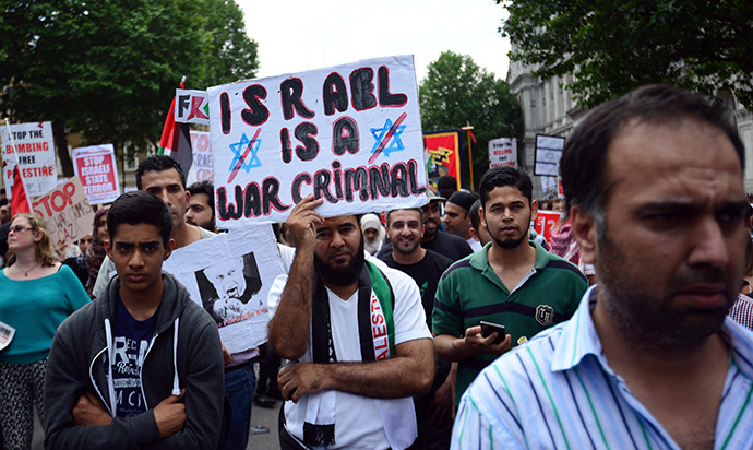 potestors against Gaza strikes