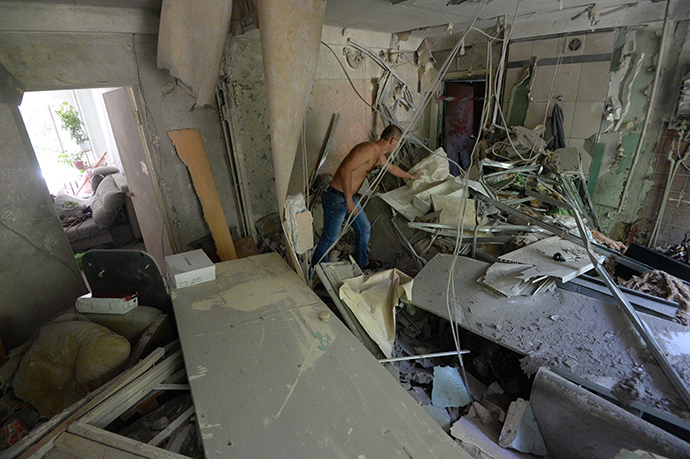 Click to enlarge bombing of donesk