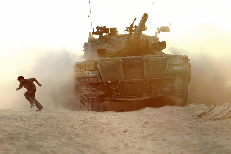 Click to enlarge israeli tank