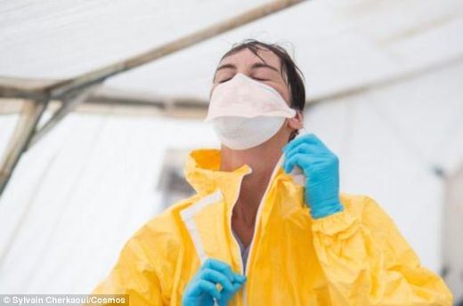 Click to enlarge ebola nurse