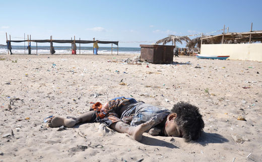 dead Gaza kid beach