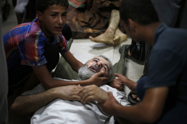 palestinians injured