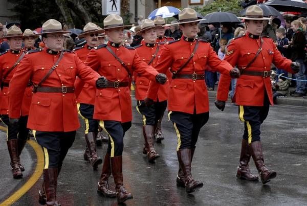 Click to enlarge Canadian troopers